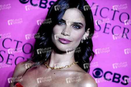 Victoria's Secret Fashion Show Viewing Party 2017 in  New York