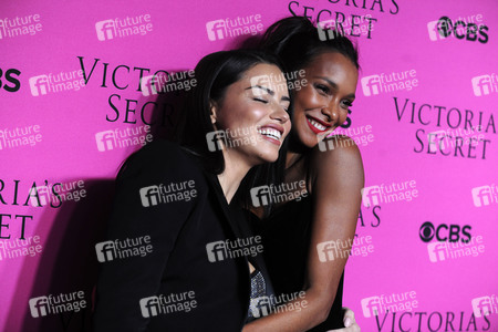 Victoria's Secret Fashion Show Viewing Party 2017 in  New York