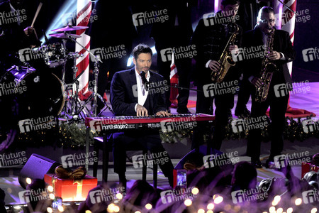 Rockefeller Center Christmas Tree Lighting Ceremony 2017