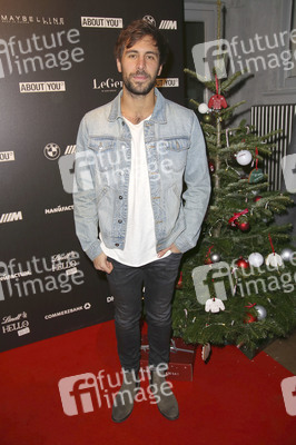 Lena Gerckes Christmas Dinner Party 2017 in Hamburg