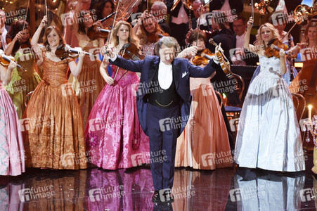 TV-Show 'Heiligabend mit Carmen Nebel' 2017 in München
