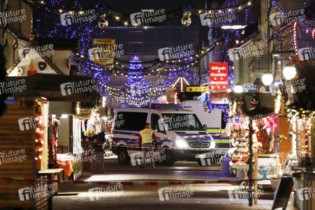Sprengstofffund auf Weihnachtsmarkt in Potsdam