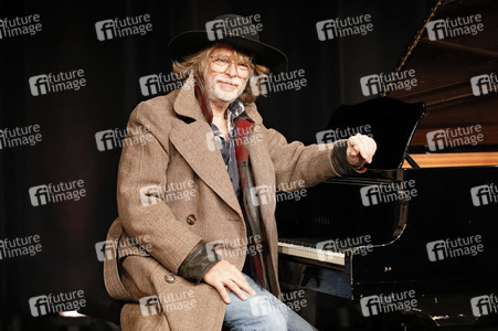 Showcase mit Helge Schneider in München
