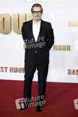 Filmpremiere 'Die dunkelste Stunde' in London