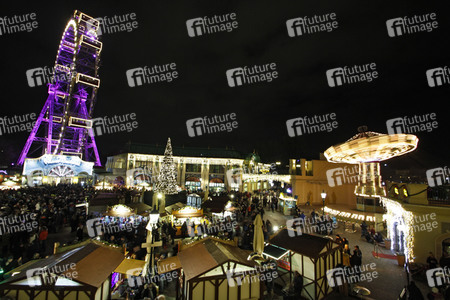 Der Wintermarkt am Riesenradplatz in Wien