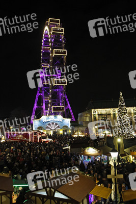 Der Wintermarkt am Riesenradplatz in Wien