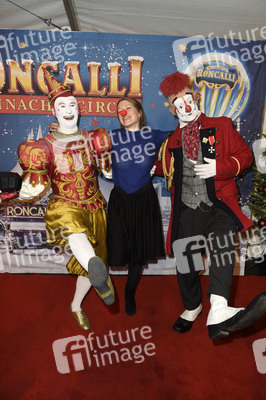Premiere des 14. Roncalli Weihnachtscircus in Berlin