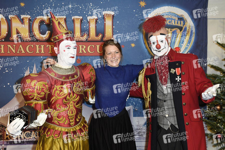 Premiere des 14. Roncalli Weihnachtscircus in Berlin