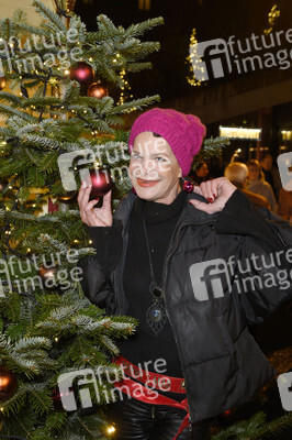 Premiere des 14. Roncalli Weihnachtscircus in Berlin