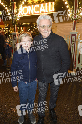 Premiere des 14. Roncalli Weihnachtscircus in Berlin