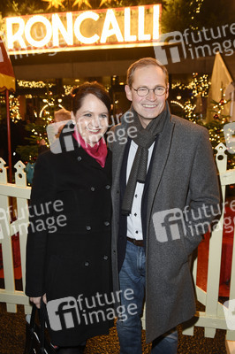 Premiere des 14. Roncalli Weihnachtscircus in Berlin