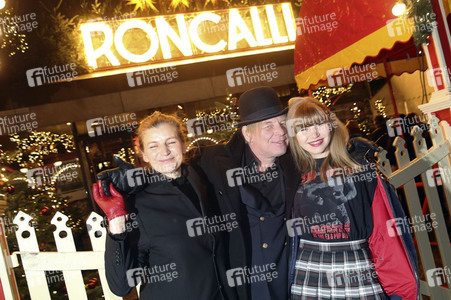 Premiere des 14. Roncalli Weihnachtscircus in Berlin