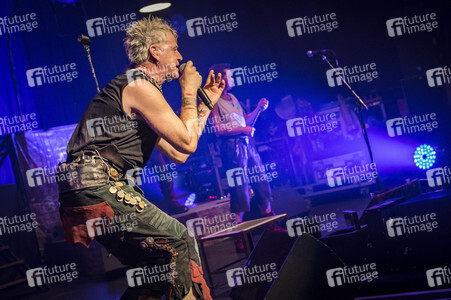 Konzert von In Extremo Perform in Osnabrück
