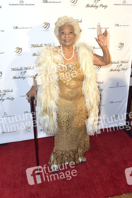 Feier zum 85. Geburtstag von Nichelle Nicols in Los Angeles