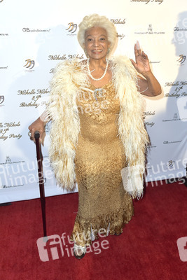 Feier zum 85. Geburtstag von Nichelle Nicols in Los Angeles