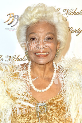 Feier zum 85. Geburtstag von Nichelle Nicols in Los Angeles