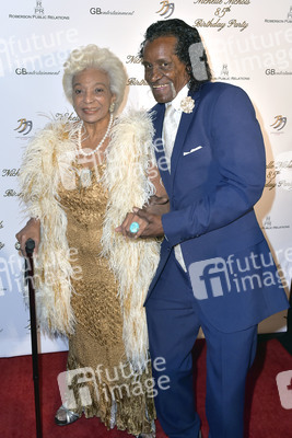 Feier zum 85. Geburtstag von Nichelle Nicols in Los Angeles
