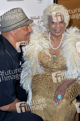 Feier zum 85. Geburtstag von Nichelle Nicols in Los Angeles