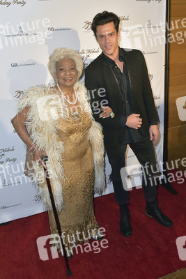 Feier zum 85. Geburtstag von Nichelle Nicols in Los Angeles