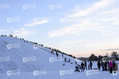 Symbolfoto Winterspaß