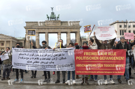 Proteste gegen die iranische Regierung in Berlin