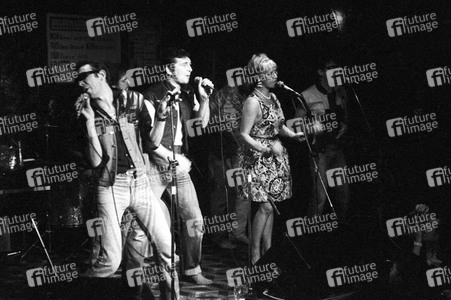 Konzert von Rocky Sharpe & The Replays in London