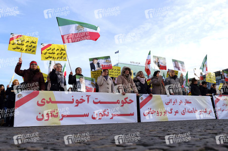 Proteste gegen die iranische Regierung in Berlin