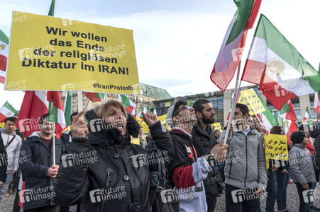 Proteste gegen die iranische Regierung in Berlin