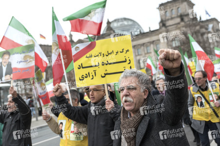 Proteste gegen die iranische Regierung in Berlin