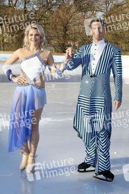 Photocall zur Eisrevue 'Holiday on Ice - Atlantis' in Hamburg