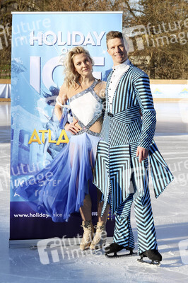 Photocall zur Eisrevue 'Holiday on Ice - Atlantis' in Hamburg