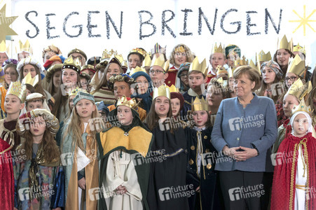 Angela Merkel empfängt die Sternsinger in Berlin