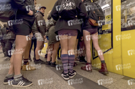 No Pants Subway Ride Berlin 2018