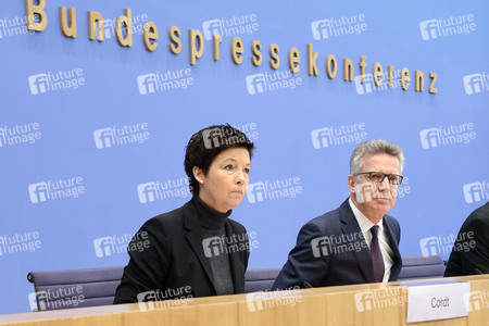 Pressekonferenz zur Entwicklung und aktuellen Flüchtlingszahlen in Berlin