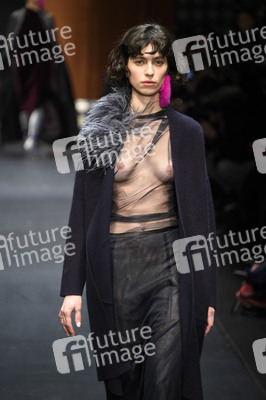 Dawid Tomaszewski Fashion Show auf der Berlin Fashion Week Autumn/Winter 2018