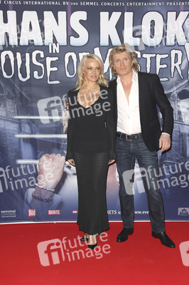 Show-Premiere 'House of Mystery' in Hamburg
