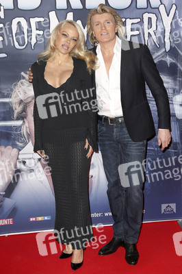 Show-Premiere 'House of Mystery' in Hamburg