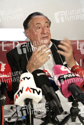 Pressekonferenz zum Opernball mit Richard Lugner in Wien