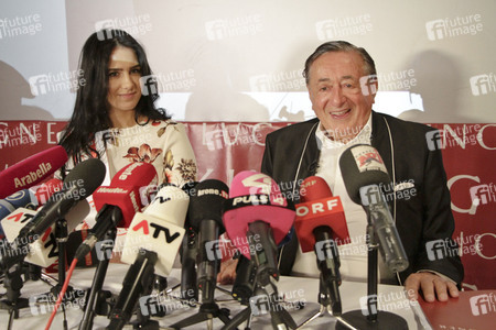 Pressekonferenz zum Opernball mit Richard Lugner in Wien