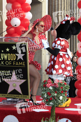 Minnie Mouse erhält einen Stern auf dem Hollywood Walk of Fame in Los Angeles