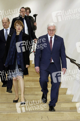 Bundespräsident Steinmeier besucht die Elbphilharmonie in Hamburg