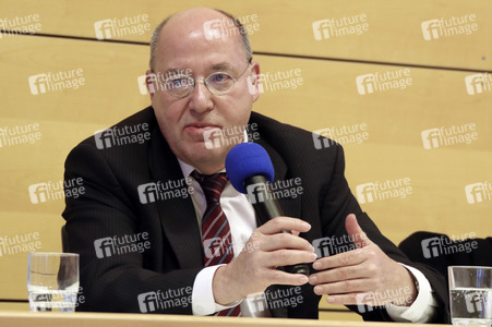 Podiumsgespräch mit Gregor Gysi in Hamburg