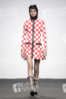 Maria Escote Fashion Show auf der Mercedes-Benz Fashion Week Madrid Autumn/Winter 2018