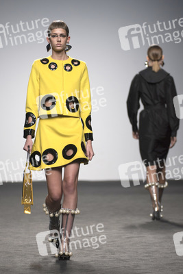 Maria Escote Fashion Show auf der Mercedes-Benz Fashion Week Madrid Autumn/Winter 2018