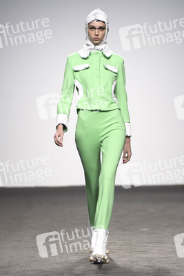 Maria Escote Fashion Show auf der Mercedes-Benz Fashion Week Madrid Autumn/Winter 2018