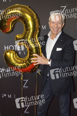 Feier zu 3 Jahre Grace Restaurant in Berlin