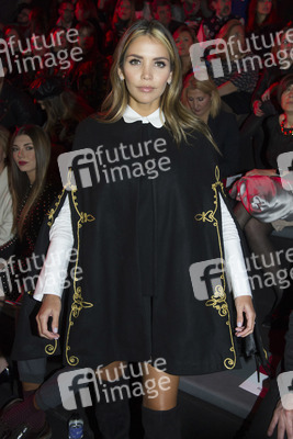 Andres Sarda Fashion Show auf der Mercedes-Benz Fashion Week Madrid Autumn/Winter 2018