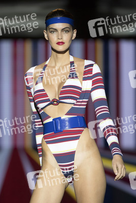 Andres Sarda Fashion Show auf der Mercedes-Benz Fashion Week Madrid Autumn/Winter 2018