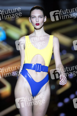 Andres Sarda Fashion Show auf der Mercedes-Benz Fashion Week Madrid Autumn/Winter 2018