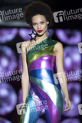 Andres Sarda Fashion Show auf der Mercedes-Benz Fashion Week Madrid Autumn/Winter 2018